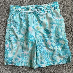 Boys Lilly Pulitzer swim trunks, size medium (6/7), EUC